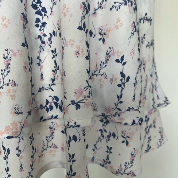 Floral Flowy Flared Chiffon White and Blue Camisole Blouse Tank Top 2-tiered - Picture 5 of 9